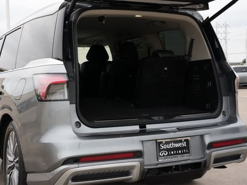 Certified 2025 INFINITI QX80 Sensory image 21