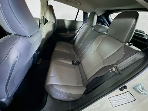 Used 2025 Subaru Crosstrek 2.0i Premium image 26