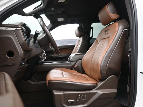 Used 2023 Ford Expedition King Ranch image 19