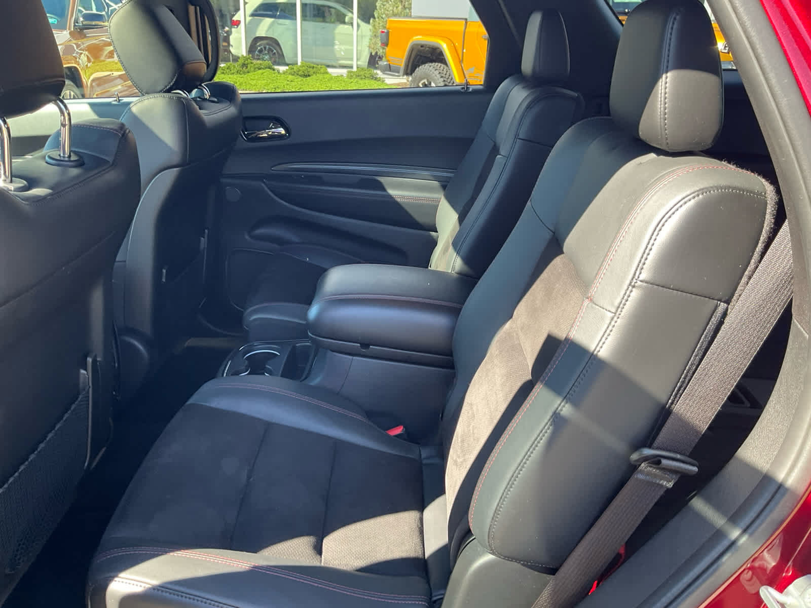 Used 2021 Dodge Durango R/T w/ Technology Group AWD/4WD image 17