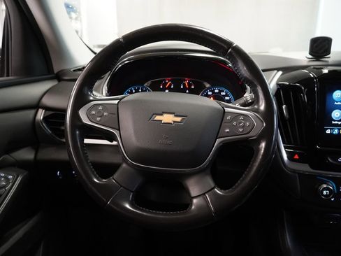 Used 2020 Chevrolet Traverse LT FWD image 18