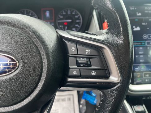 Used 2023 Subaru Outback Premium AWD/4WD image 29