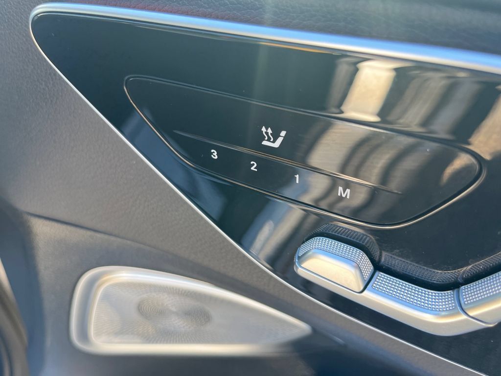 Used 2023 Mercedes-Benz C 300 4MATIC Sedan image 16
