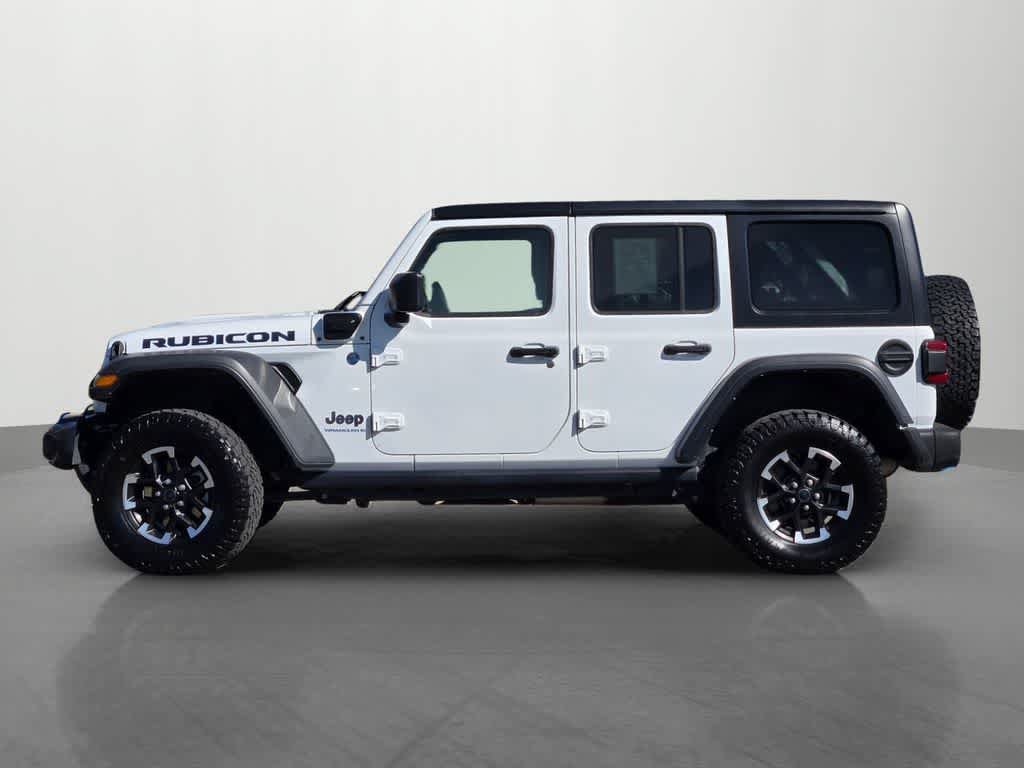 Used 2024 Jeep Wrangler Unlimited Rubicon 4xe AWD/4WD image 3