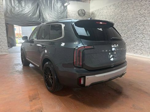 Used 2023 Kia Telluride EX w/ EX Captain's Chair Package AWD/4WD image 5