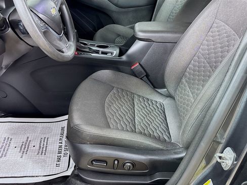 Used 2020 Chevrolet Equinox LT FWD image 19
