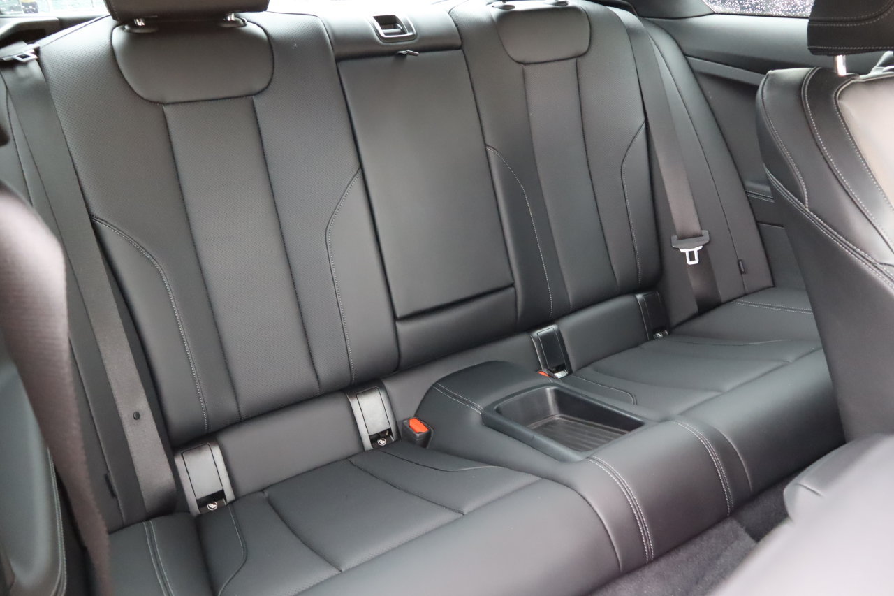 Used 2024 BMW 230i Coupe w/ Premium Package RWD image 18