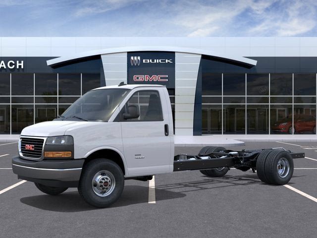 New 2026 GMC Savana 3500 Extended w/ Power Convenience Package RWD image 2