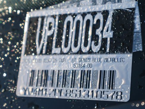 Used 2025 Volvo XC90 B5 Plus w/ Protection Package Premier image 35