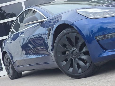 Used 2020 Tesla Model 3 Standard Range Plus RWD image 12
