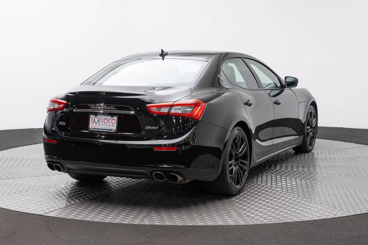 Used 2017 Maserati Ghibli S Q4 AWD/4WD image 5