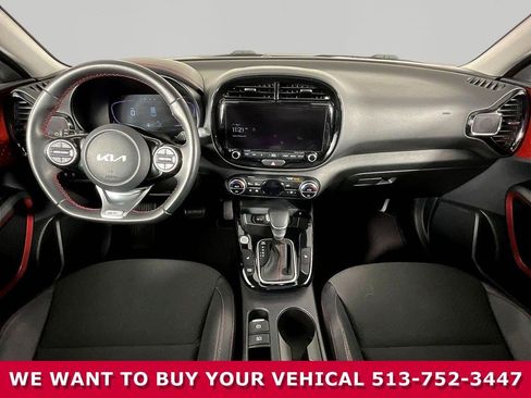 Used 2023 Kia Soul GT-Line w/ GT-Line Technology Package FWD image 7