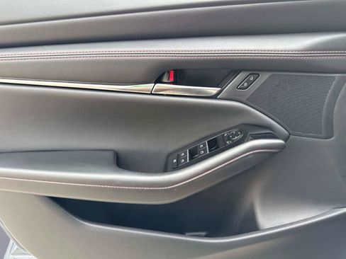 Certified 2025 MAZDA MAZDA3 s image 18