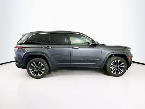 Used 2023 Jeep Grand Cherokee Overland w/ Luxury Tech Group IV image 10