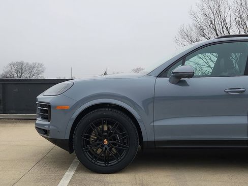 New 2026 Porsche Cayenne image 6
