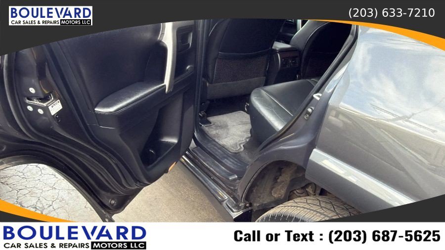Used 2012 Toyota 4Runner Limited AWD/4WD image 31