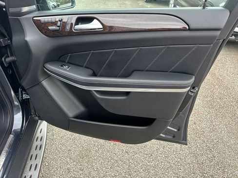 Used 2014 Mercedes-Benz GL 450 4MATIC image 14
