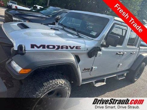 Used 2022 Jeep Gladiator Mojave w/ Cold Weather Group AWD/4WD image 1