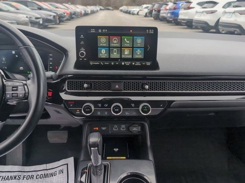 Used 2023 Honda Civic Touring image 16