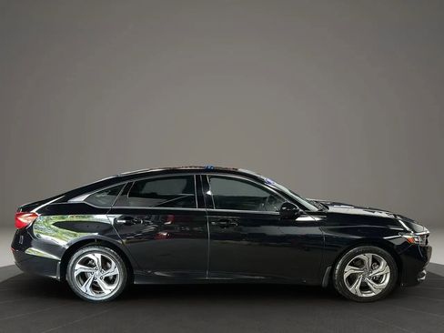 Used 2019 Honda Accord LX image 6