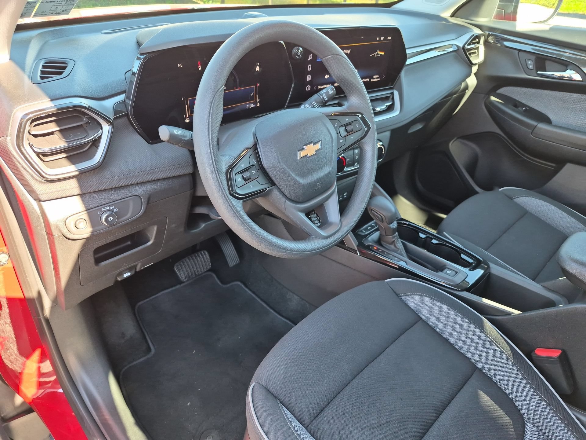 Certified 2026 Chevrolet TrailBlazer LS AWD/4WD image 10