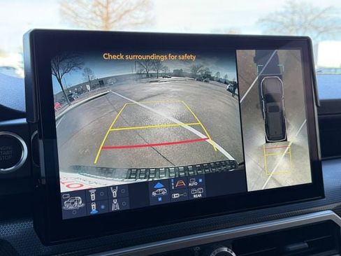 Certified 2025 Toyota 4Runner Limited image 19