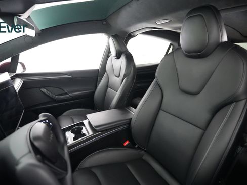 Used 2023 Tesla Model X Plaid AWD/4WD image 4