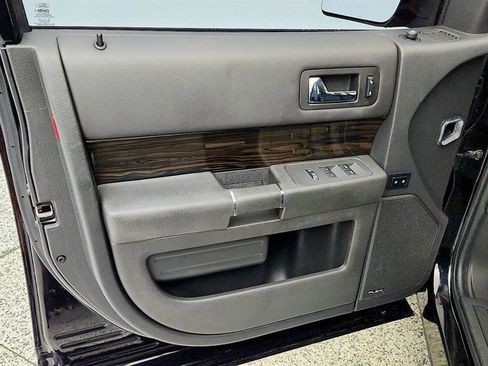 Used 2019 Ford Flex SEL w/ Equipment Group 202A AWD/4WD image 11