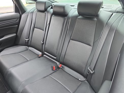 Used 2022 Honda Accord Sport image 14