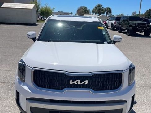 Used 2025 Kia Telluride EX image 6