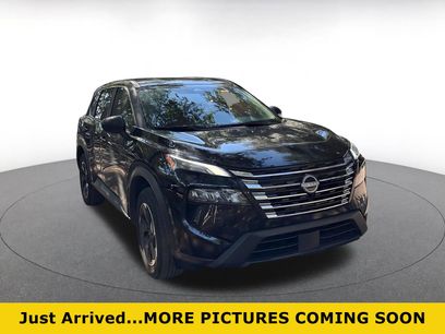 Used 2025 Nissan Rogue SV