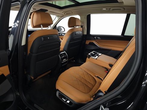 Used 2026 BMW X7 xDrive40i image 43