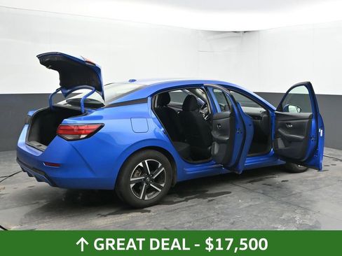 Used 2025 Nissan Sentra SV image 60