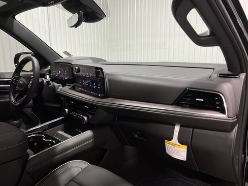 New 2025 Chevrolet Tahoe Premier image 32