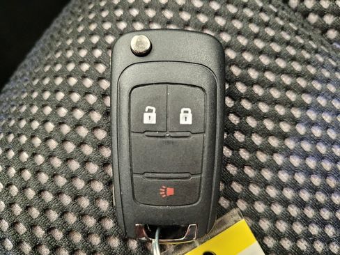 Used 2016 Chevrolet Equinox LS FWD image 32
