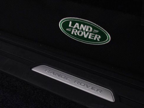 Certified 2025 Land Rover Range Rover SE AWD/4WD image 51
