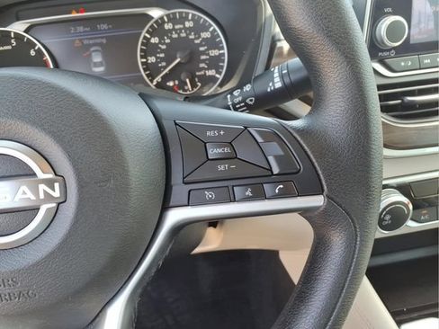 Used 2023 Nissan Altima 2.5 SV FWD image 17