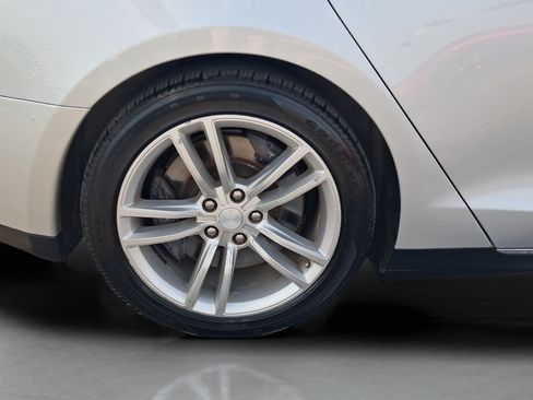 Used 2013 Tesla Model S RWD image 30