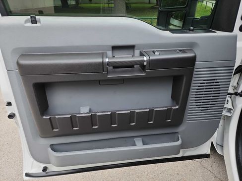 Used 2012 Ford F250 XL w/ PWR Equipment Group RWD image 13