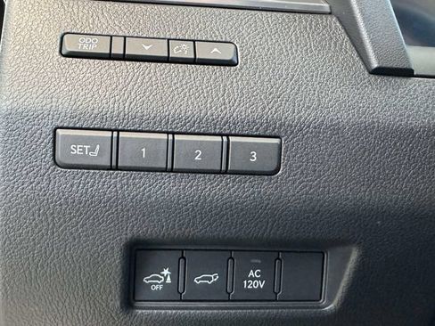 Used 2025 Lexus GX 550 w/ Accessory Package (2T) AWD/4WD image 27