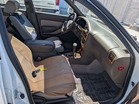 Used 1996 Toyota Camry LE FWD image 27