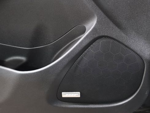 Used 2017 Chevrolet Malibu LT w/ Leather Package image 28