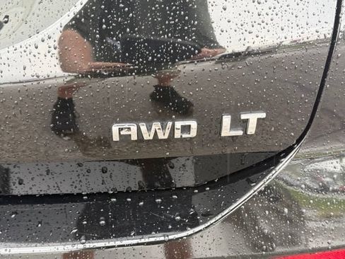 Used 2023 Chevrolet Equinox LT AWD/4WD image 10