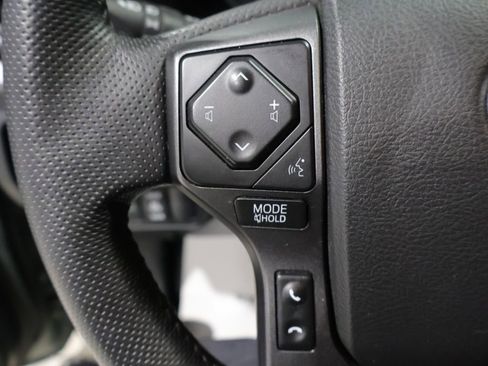 Used 2023 Toyota Tacoma TRD Sport w/ Technology Package image 33