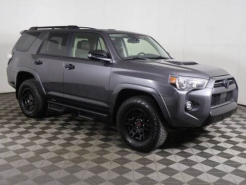 Used 2021 Toyota 4Runner Venture w/ Moonroof Package AWD/4WD image 55