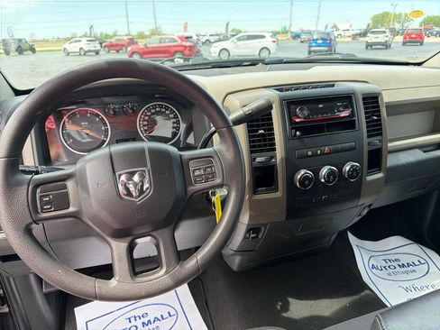 Used 2012 RAM 1500 Express RWD image 18