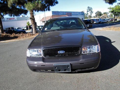 Used 2010 Ford Crown Victoria Police Interceptor image 1