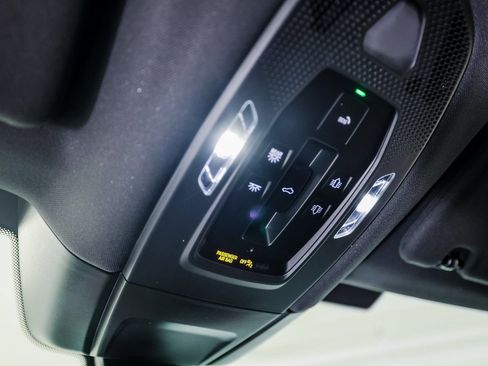 New 2026 Porsche Panamera image 21