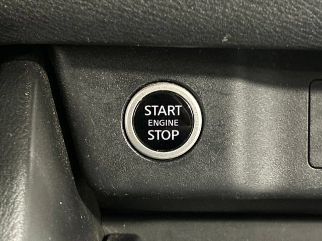 Used 2023 Nissan Rogue SV AWD/4WD image 28