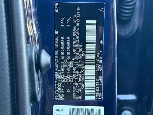 Used 2020 Toyota Highlander LE image 33